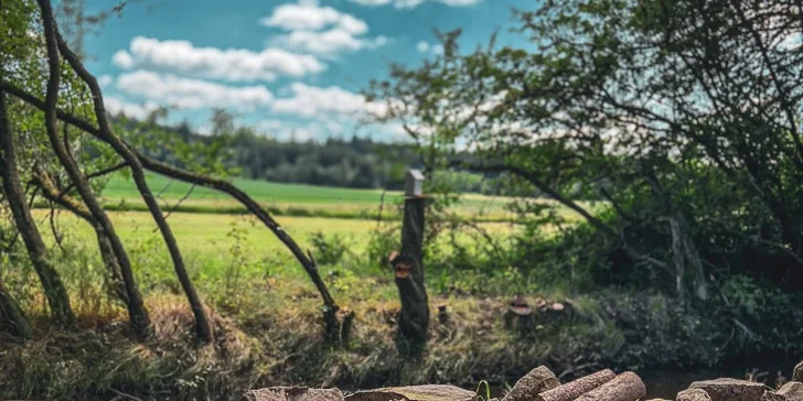 Romantické dobrodružství ve stylové maringotce nedaleko CHKO Brdy