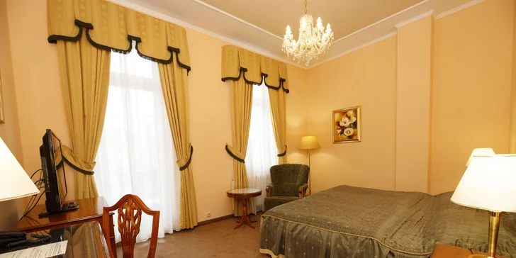 Pobyt v Karlových Varech se snídaní či polopenzí i neomezeným wellness