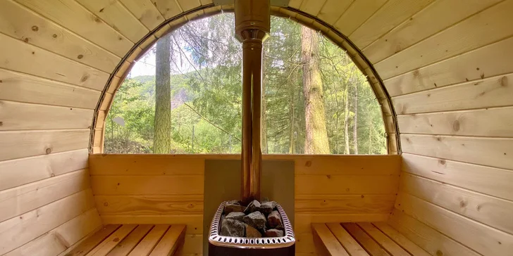 Glamping: zrelaxujte v mongolské jurtě s otevřeným výhledem na noční oblohu, až pro 3 osoby, vč. snídaně
