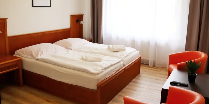 Pobyt v Mariánských Lázních: snídaně i balíček s večeří, dezertem nebo masáží zad a šíje