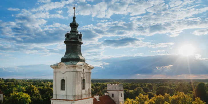 Zážitkový pobyt v bývalém opatství z 12. století 140 km od Varšavy: snídaně, wellness