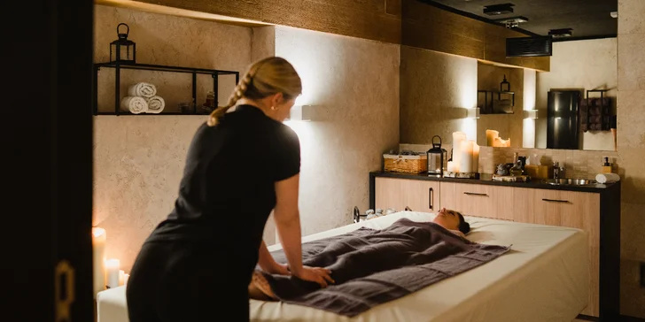 Zážitkový pobyt v bývalém opatství z 12. století 140 km od Varšavy: snídaně, wellness