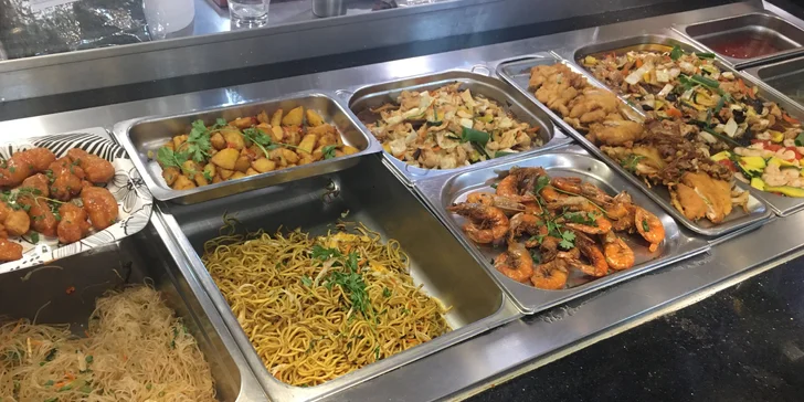 2hod. obědové all you can eat plné asijských specialit v centru Prahy