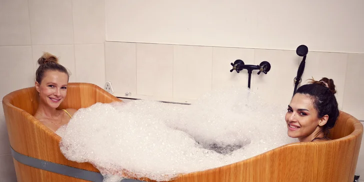 Finská či infrasauna, vířivka, masáž i hydroterapie pro 1 i 2 osoby