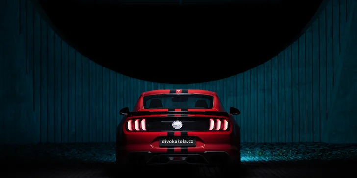 Nezapomenutelný zážitek: jízda nebo pronájem legendárního Fordu Mustang 5.0 V8 Coyote