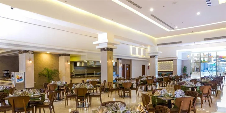 Egypt all inclusive vč. letenky: hotel Pickalbatros - Albatros Sea World Marsa Alam***** s aquaparkem