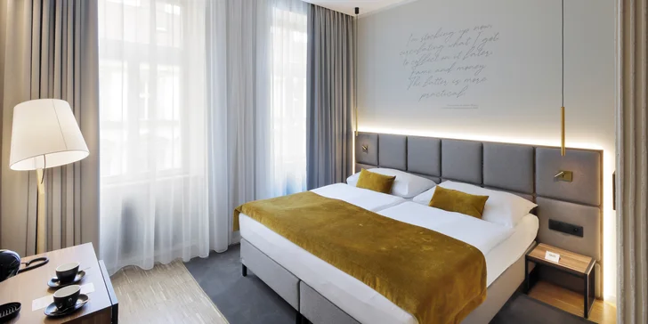 4* pobyt pár minut od Karlína: moderní nový hotel, snídaně a objevování Prahy