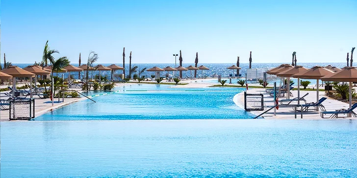 Egypt all inclusive vč. letenky: hotel Pickalbatros - Albatros Sea World Marsa Alam***** s aquaparkem