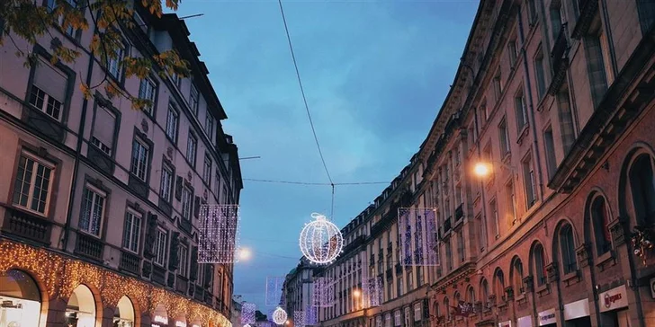 Adventní výlet do Basileje a Štrasburku: bus, průvodce a 2 noci v hotelu se snídaní
