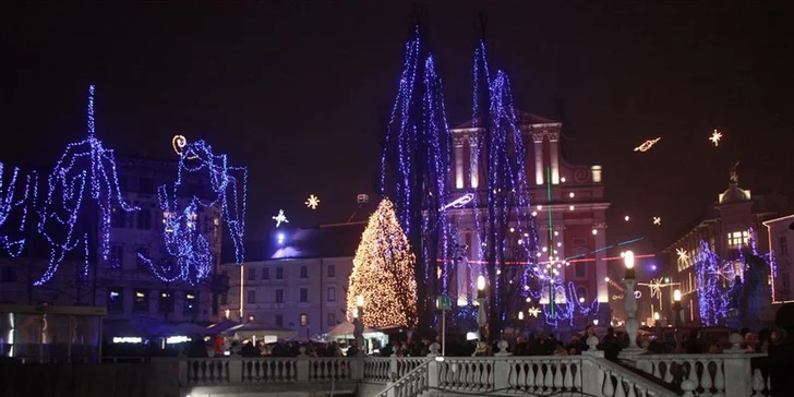 Adventní zájezd do Slovinska: autobusem na 1 noc vč. snídaně, Lublaň, Kranj i Bled