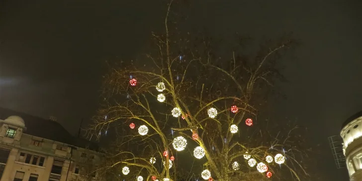 Adventní Budapešť: adventní trhy i návštěva lázní Széchenyi, 1 noc, snídaně i doprava busem