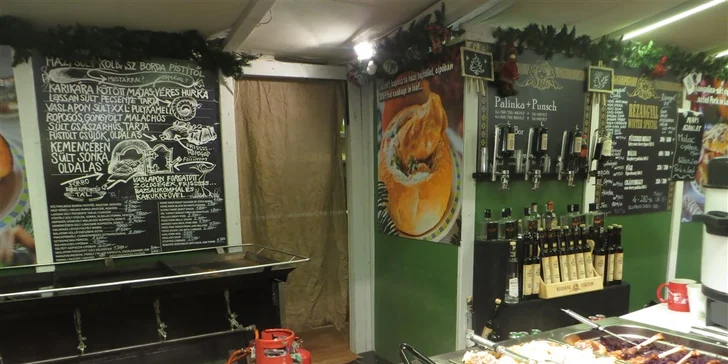 Adventní Budapešť: adventní trhy i návštěva lázní Széchenyi, 1 noc, snídaně i doprava busem