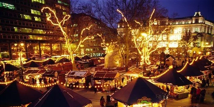 Adventní Budapešť: adventní trhy i návštěva lázní Széchenyi, 1 noc, snídaně i doprava busem