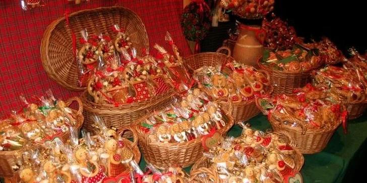 Adventní Budapešť: adventní trhy i návštěva lázní Széchenyi, 1 noc, snídaně i doprava busem