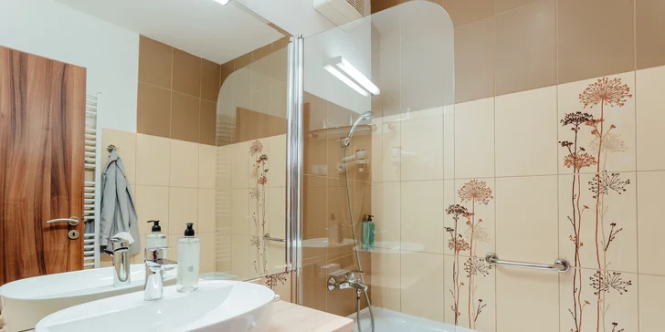 Pobyt ve 4* hotelu ve Zlatých Lázních: aquapark, procedury i polopenze