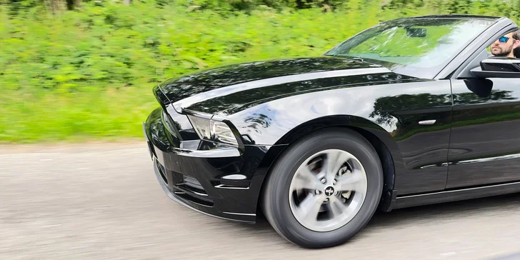 Ford Mustang Convertible 3.7 V6: spolujízda, řízení i pronájem