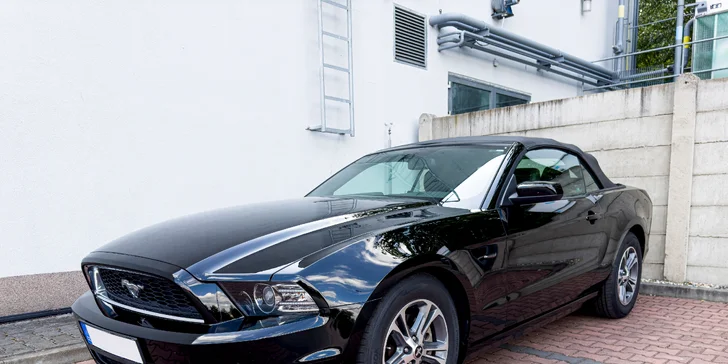 Ford Mustang Convertible 3.7 V6: spolujízda, řízení i pronájem