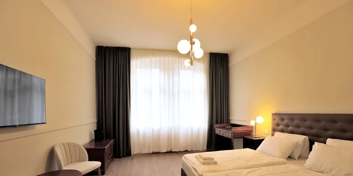 Hotel v centru Karlových Varů: 15 min. pěšky od Mlýnské kolonády, 10 min. od Dvořákových sadů