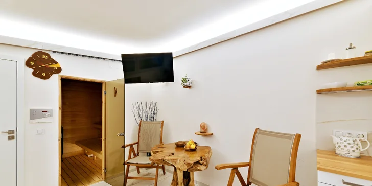 Privátní wellness na hodinu i celou noc: finská sauna, vířivá vana, ochlazovací vědro i s Bohemia Sektem