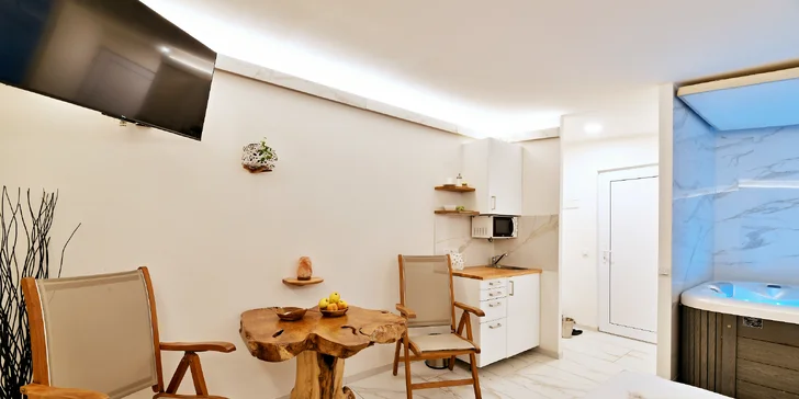 Privátní wellness na hodinu i celou noc: finská sauna, vířivá vana, ochlazovací vědro i s Bohemia Sektem