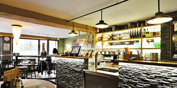 Degustace miniburgerů pro 2 osoby, včetně předkrmů, příloh a dipů