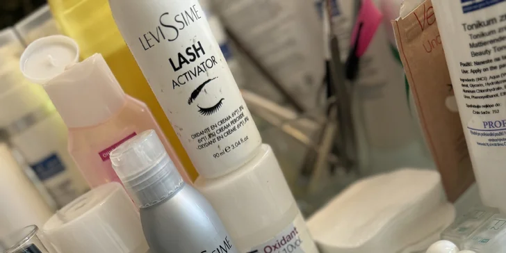 Úprava, barvení i laminace obočí a lash lifting v centru Prahy