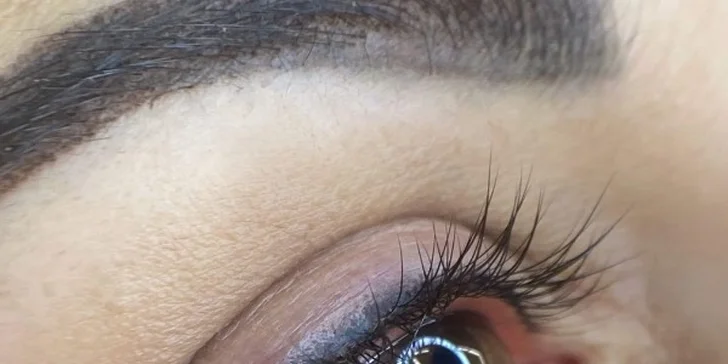 Úprava, barvení i laminace obočí a lash lifting v centru Prahy