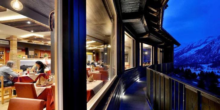 Passo Tonale: hotel Adamello*** jen 350 m od sjezdovky, polopenze i možnost skipasu