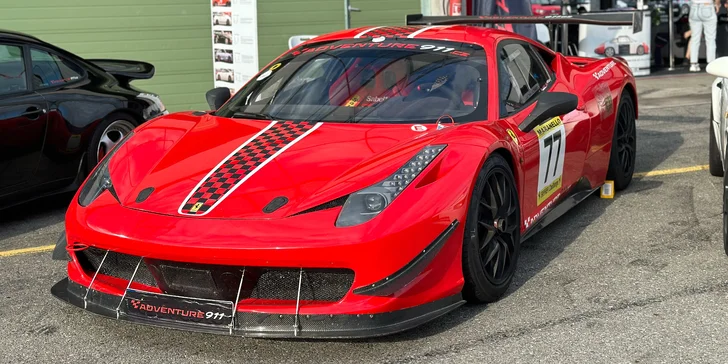 Spolujízda ve Ferrari 458 Evo na závodním okruhu v Brně či Mostě: 1–3 kola