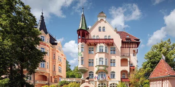 4* pobyt v Karlových Varech: snídaně či polopenze, na výběr i neomezený wellness a procedury