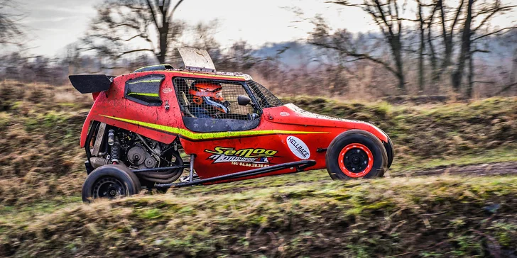 Adrenalinová jízda v buggy na závodním okruhu: 3, 5 nebo 7 kol včetně instruktážního kola