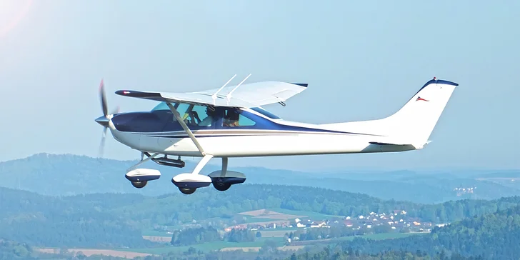 NP Šumava z ptačí perspektivy: pilotem na zkoušku letadla Sky Lane pro jednoho