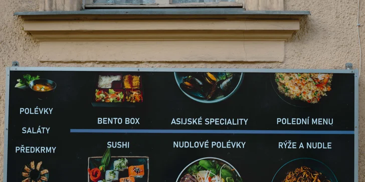 Otevřený voucher v hodnotě 300-1000 Kč na jakékoli jídlo z asijské restaurace Jennie's