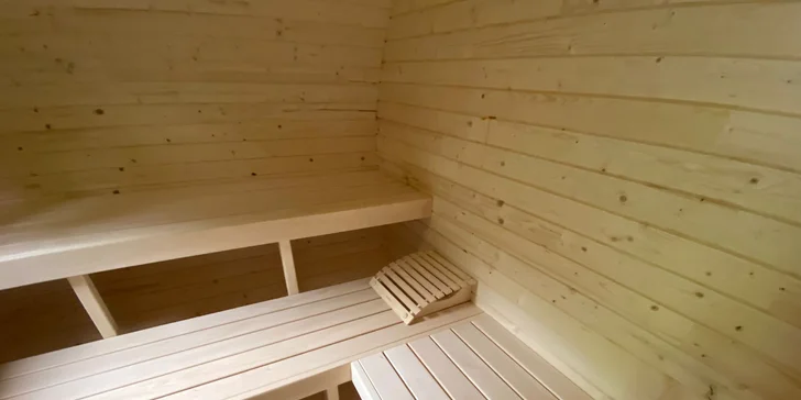 Tiny House s výhledem do krajiny Podkrkonoší i s možností využití koupacího sudu