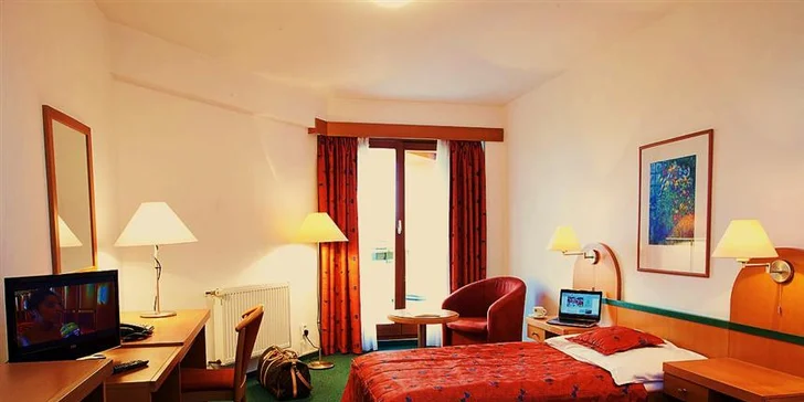 Ubytování se snídaní pro dva v 4* hotelu v Praze
