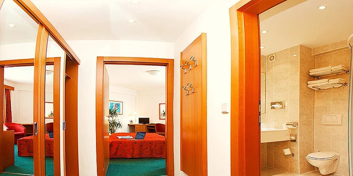 Ubytování se snídaní pro dva v 4* hotelu v Praze