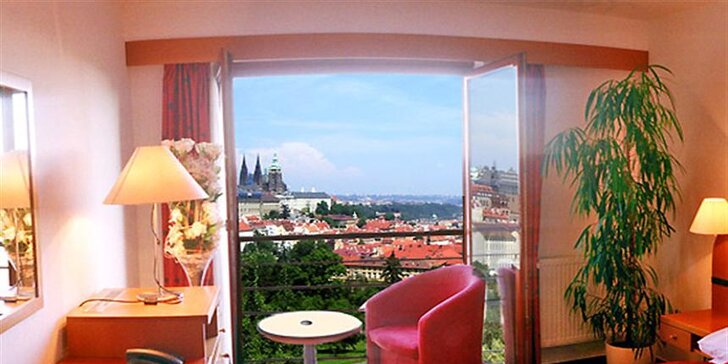 Ubytování se snídaní pro dva v 4* hotelu v Praze