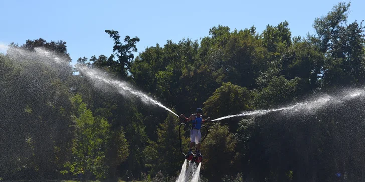 Flyboard - adrenalinová novinka roku 2014