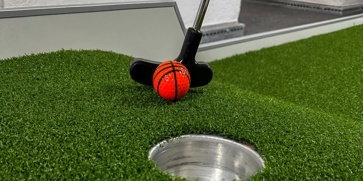 Indoor minigolf na Andělu: 18 jamek a 2 hodiny zábavy pro děti i dospělé