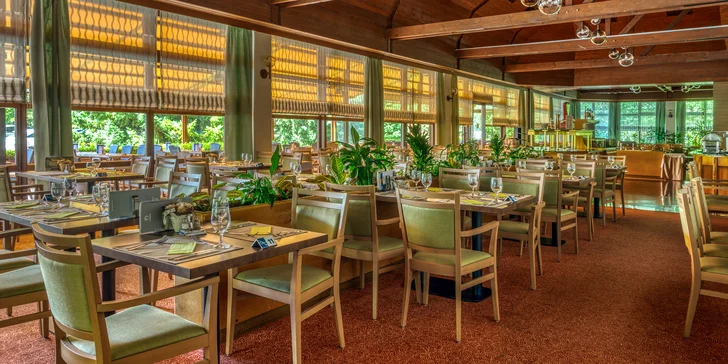 Relax v Maďarsku: 4* lázeňský hotel s polopenzí, neomezený vstup do wellness