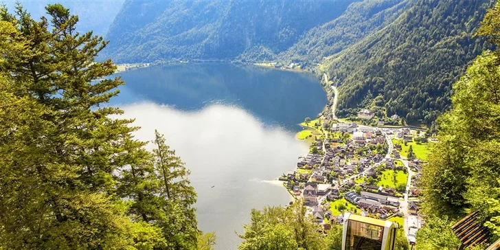 Jednodenní zájezd autobusem k solnému dolu Hallstatt a k jezeru Gosau