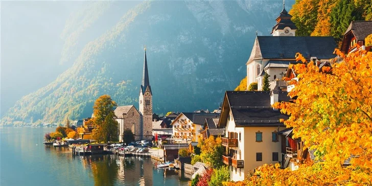 Jednodenní zájezd autobusem k solnému dolu Hallstatt a k jezeru Gosau