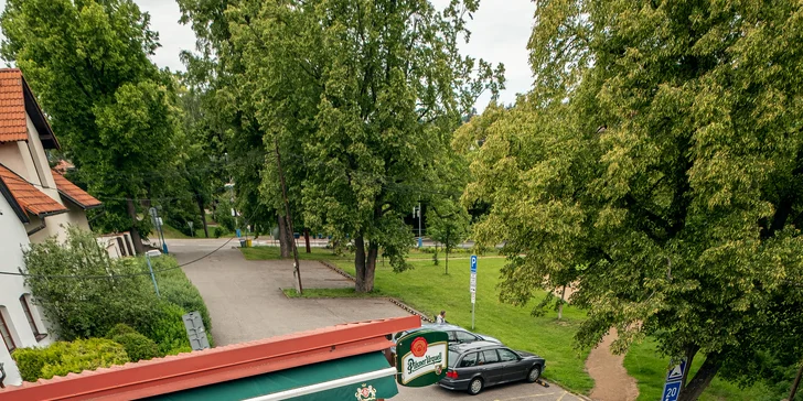 Pobyt v hotelu nedaleko Prahy se snídaní a poctivou restaurací