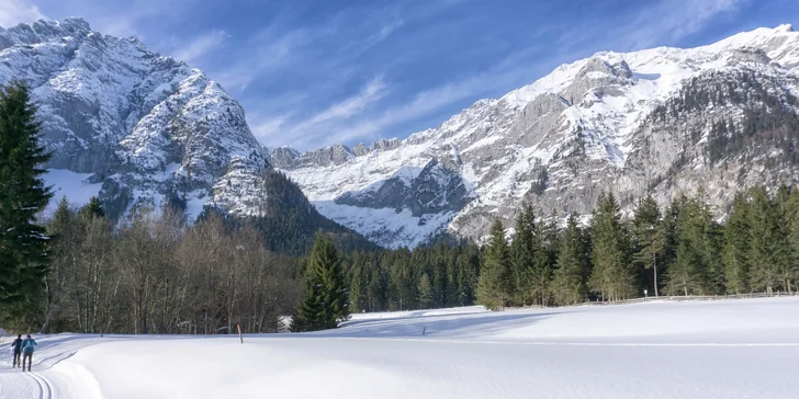 Pobyt v rakouských Alpách: hotel se snídaní a polopenzí, sauny, karta výhod