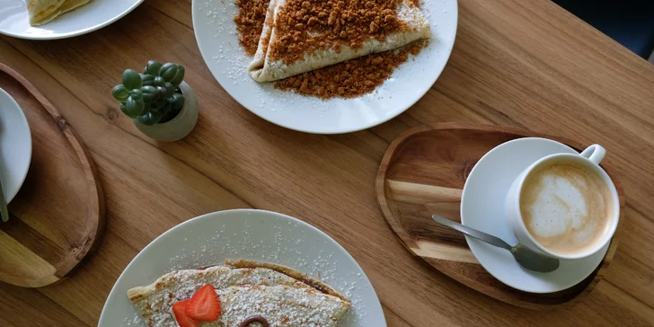 Sladká nebo slaná palačinka dle výběru s kávou pro 1 i 2 osoby