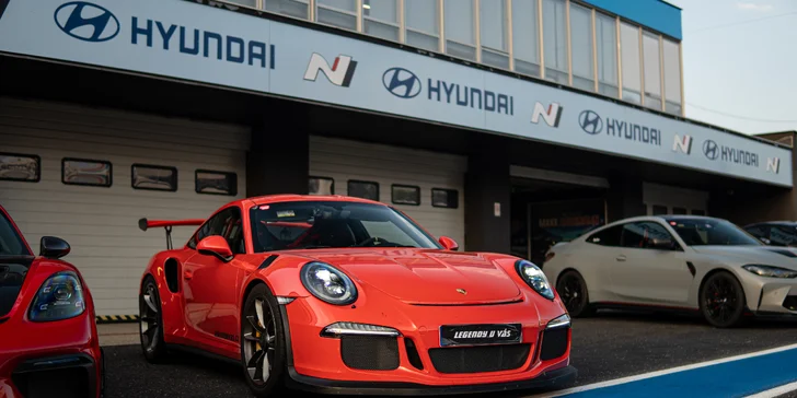 Jízda v Porsche GT3 RS na závodních okruzích