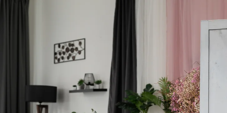 Smyslné boudoir focení v ateliéru v Klatovech: 8 profi fotografií