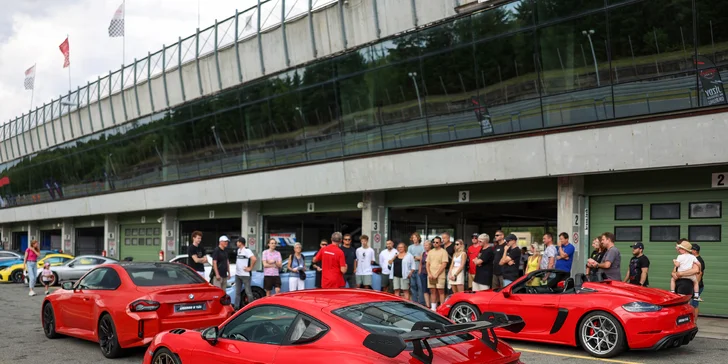Řízení či spolujízda na závodním okruhu s Porsche GT4 RS: 1–3 kola