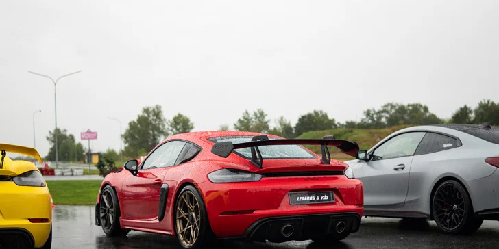 Řízení či spolujízda na závodním okruhu s Porsche GT4 RS Weissach