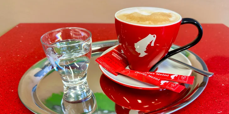 Otevřený voucher do kavárny s deskovými hrami: cokoli z menu a velký výběr deskovek
